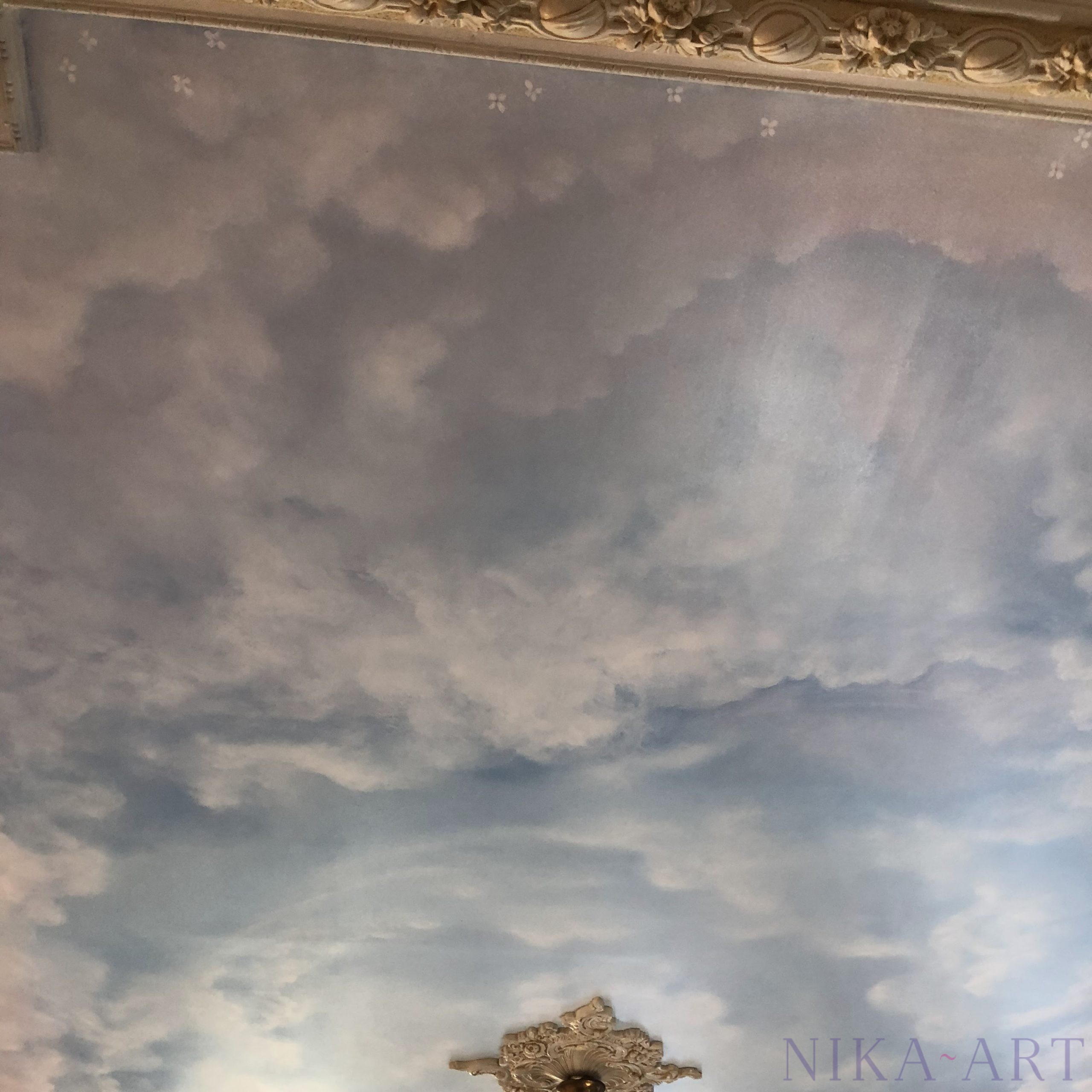 plafond-nuages-peints-trompe-loeil-nika